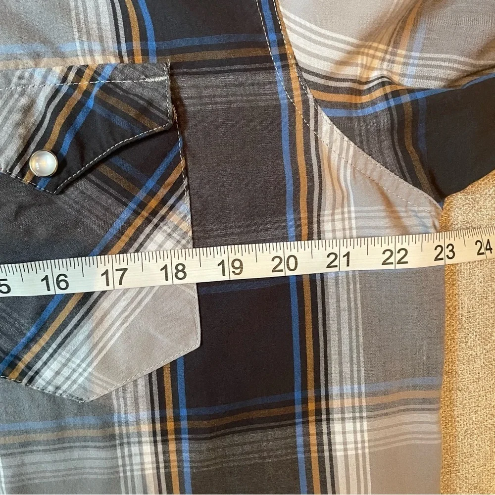 Levi’s Men’s Plaid Pearl Snap Regular Fit Long Sleeve Western Shirt Country